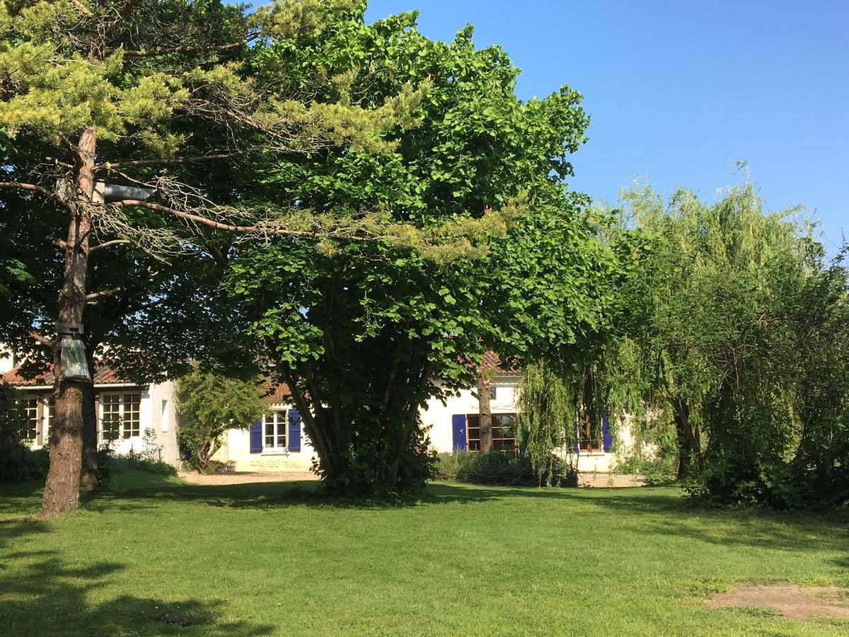Bed and Breakfast Campagn'Art Les Fosses Экстерьер фото
